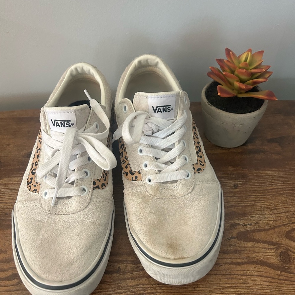 Vans Cream and Leopard Print Sneakers Size 9.5